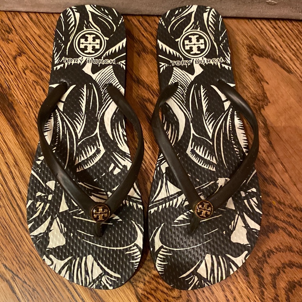 Tory Burch Flip Flops SZ 7